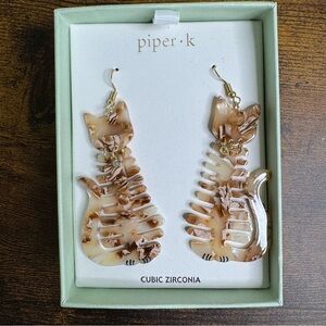 Piper K Cat-Shaped Earrings Tortoise Shell Resin CZ Dangle Articulated in Box